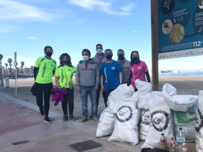 Recogida de Residuos en la Playa de La Pineda